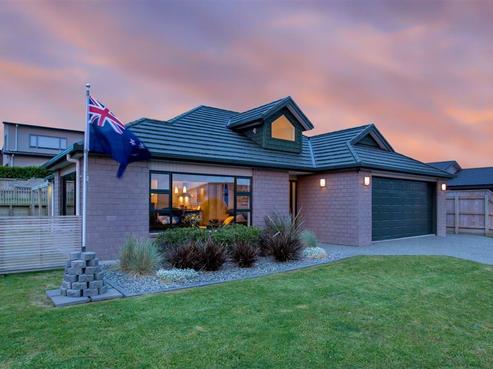 15 Nelson Avenue, Aotea