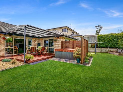 38 Heathfield Avenue, Huntington