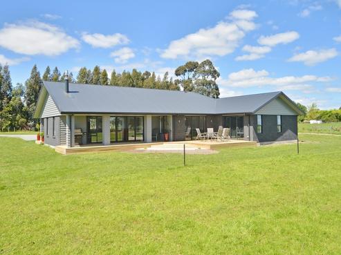 14A Willow Park Drive, Opaki