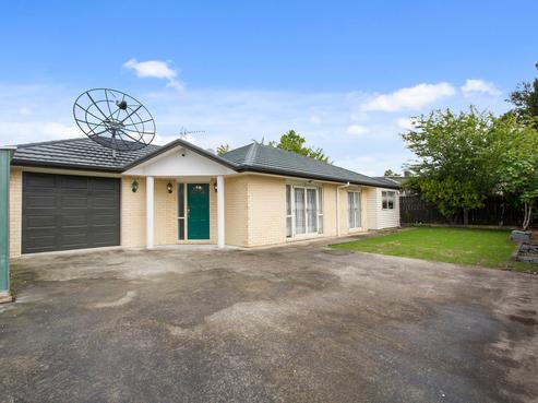 20A Saint Leonards Road, Kelston