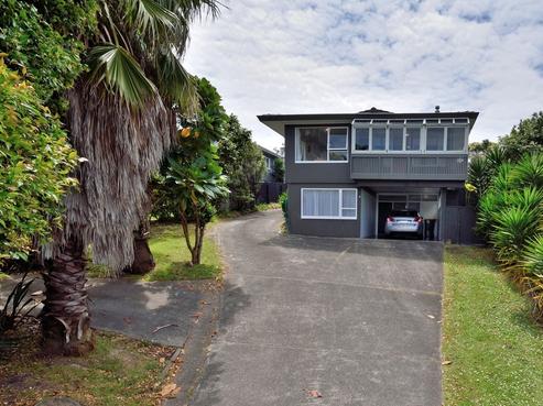1/53 Seaview Road, Castor Bay