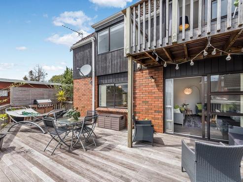 13/16 Mahara Avenue, Birkenhead