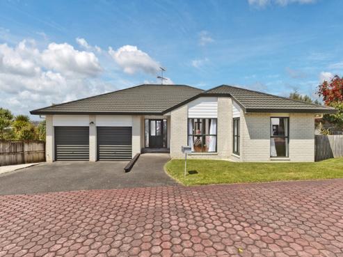 49 Kath Hopper Drive, Orewa