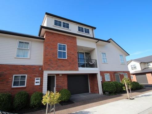 20 Chiefs Court, Hamilton East