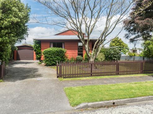 2 Pryde Place, Feilding
