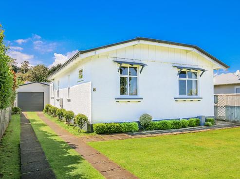 130 Grey Street, Springvale