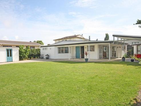 106B Exeter Road, Whangamata