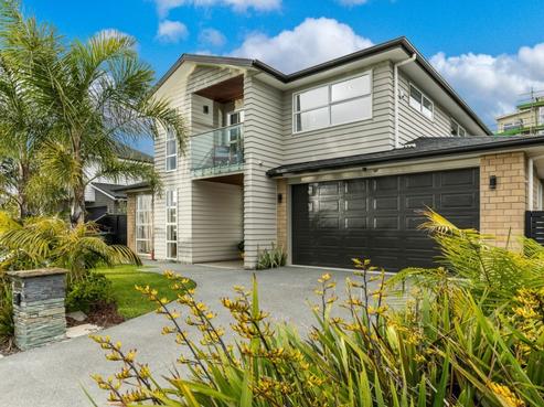 21 Remuremu Street, Long Bay