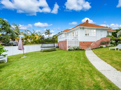 16 View Road, Campbells Bay