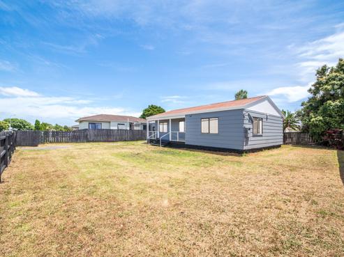 68 Maplesden Drive, Clendon Park