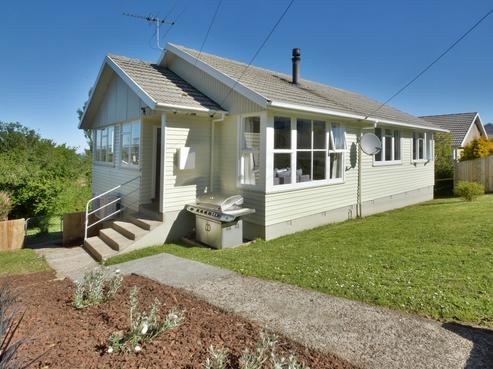 11 Hanlon Street, Halfway Bush