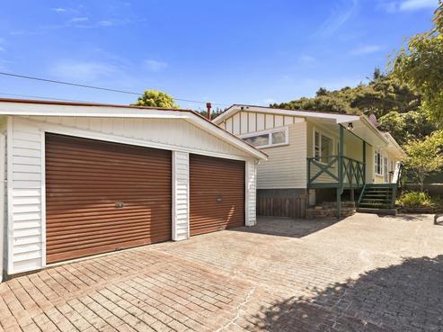 85 Bird Grove, Stokes Valley
