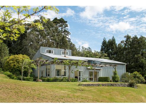 225 Beaver Road, Bombay