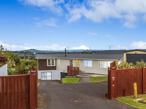 77 Sunset Road, Totara Vale