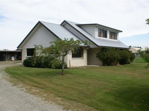 87 Racecourse Road, Gore Surrounds