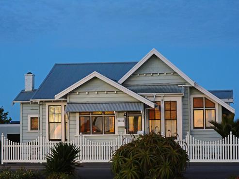 571 Marine Parade, Napier South