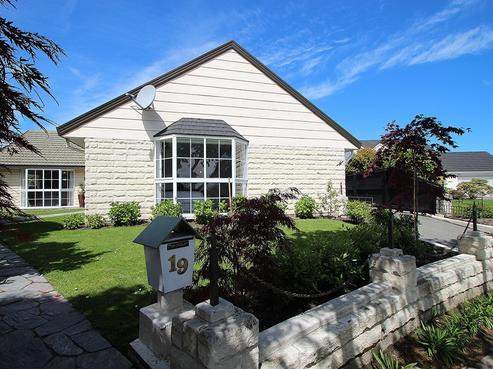 19 Hillcrest Place, Avonhead