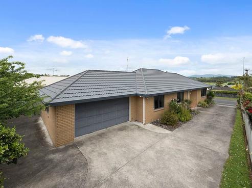 16 Brymer Road, Grandview Heights