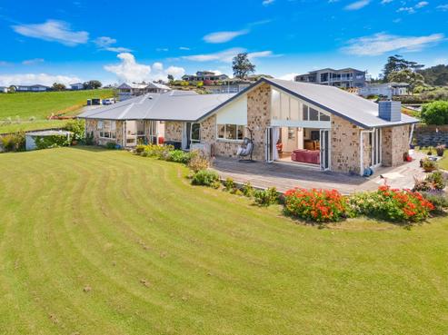 9 Lax Crescent, Leigh