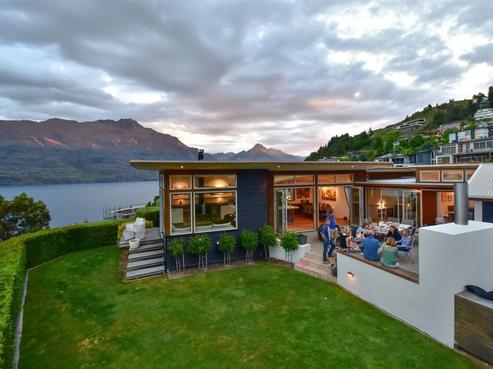 5 Whitbourn Place, Fernhill/Sunshine Bay