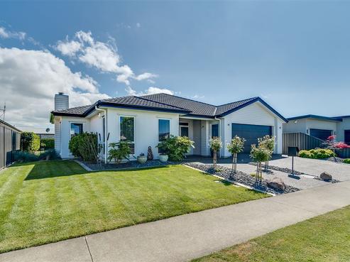 36 Pacific Avenue, Poraiti