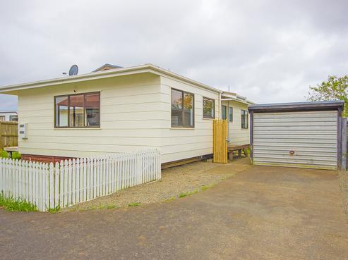 14B Templeton Place, Clendon Park