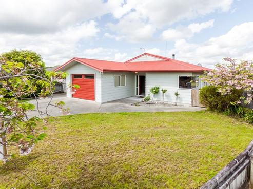 3 Almond Grove, Feilding