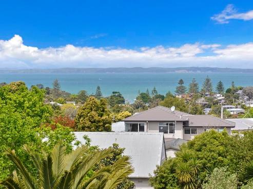 6 Summit Drive, Torbay