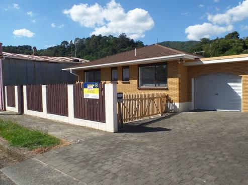 102 Martha Street, Thames