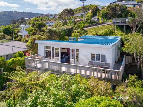 7 Titiro Moana Road, Korokoro