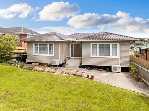 3 Kelsey Crescent, Hillsborough