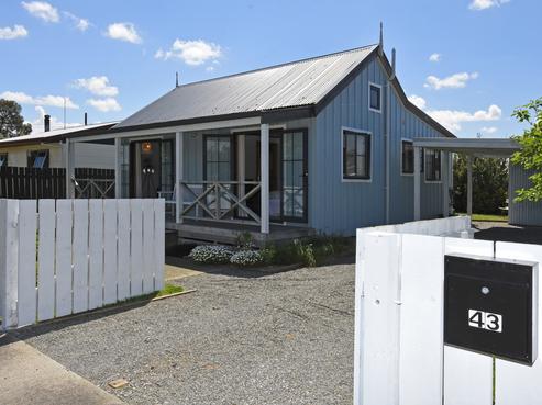 43 Cologne Street, Martinborough