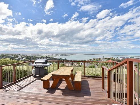 141 Soleares Avenue, Mount Pleasant