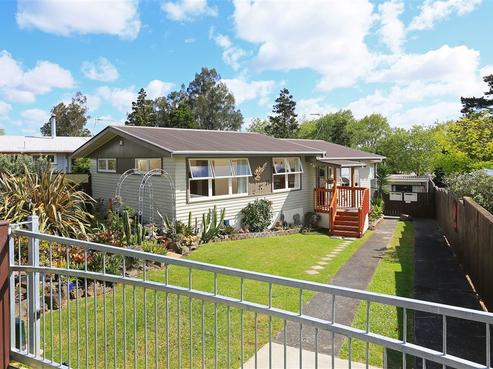 18 Jillian Drive, Ranui