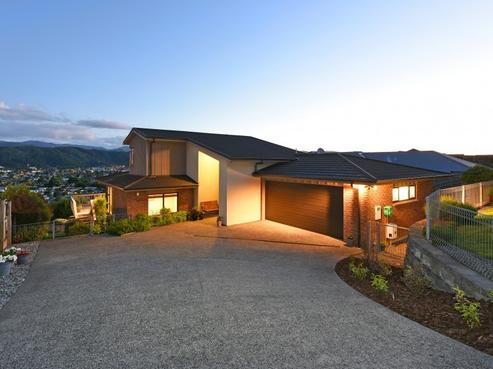15A Riverstone Drive, Riverstone Terraces