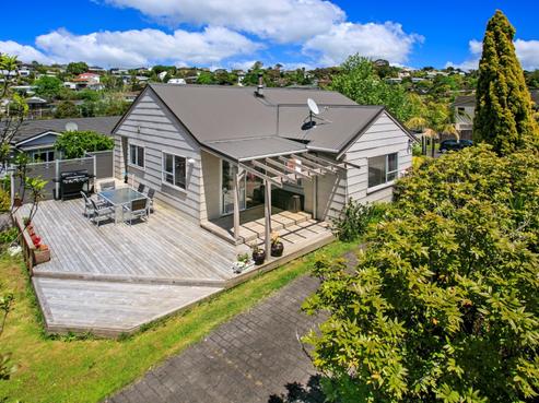 5 Tetrarch Place, Totara Vale