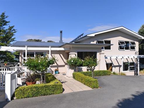 40 Victoria Heights, Stepneyville