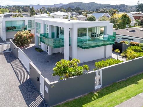 515A Ocean Road, Whangamata