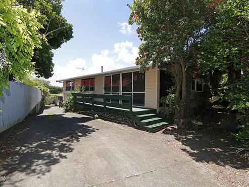 6 Ropata Street, Hawera