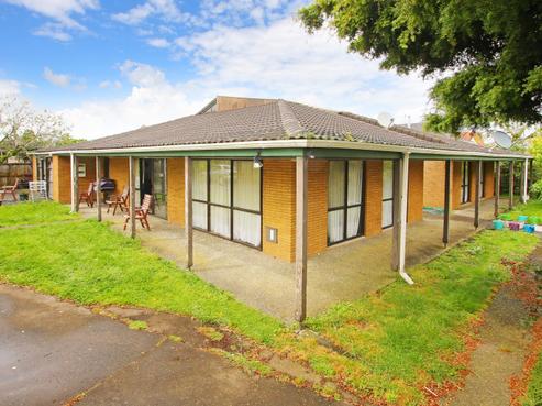 87 Saint Annes Crescent, Wattle Downs