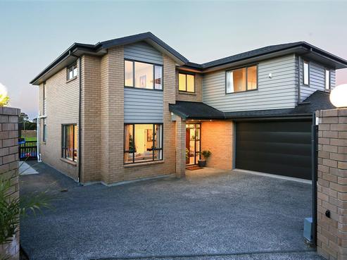 97 Lake Panorama Drive, Henderson Valley