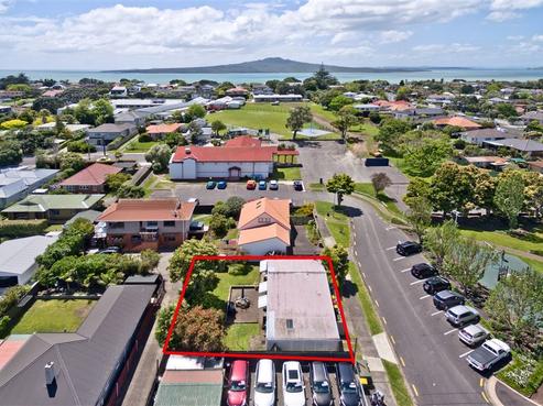2 School Road, Belmont