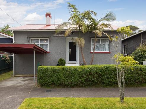 17 West View Road, Westmere