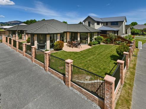 20 Cassinia Gardens, Aidanfield