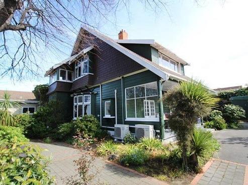1037 George Street, North Dunedin