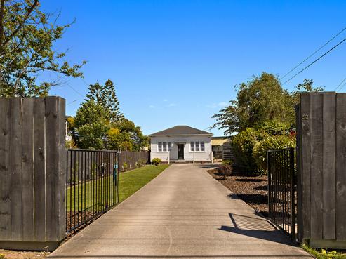52 Awamutu Grove, Waiwhetu