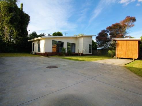 32A Pine Avenue, Bader
