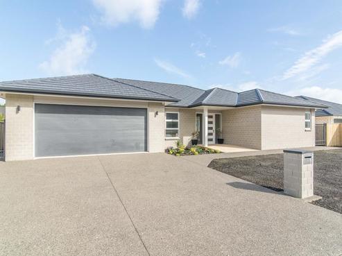 81 Waipunahau Road, Waikanae