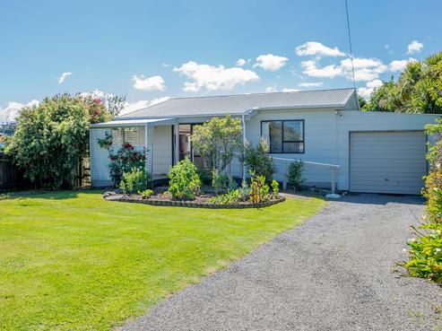32 Hillcrest Road, Raumati South