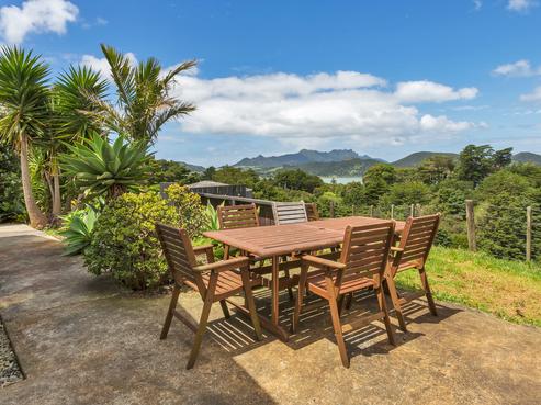 2C Owhiwa Road, Parua Bay